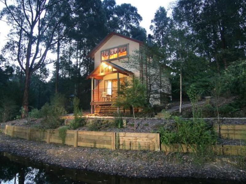 Eagle Hammer Cottages Monbulk Exterior foto